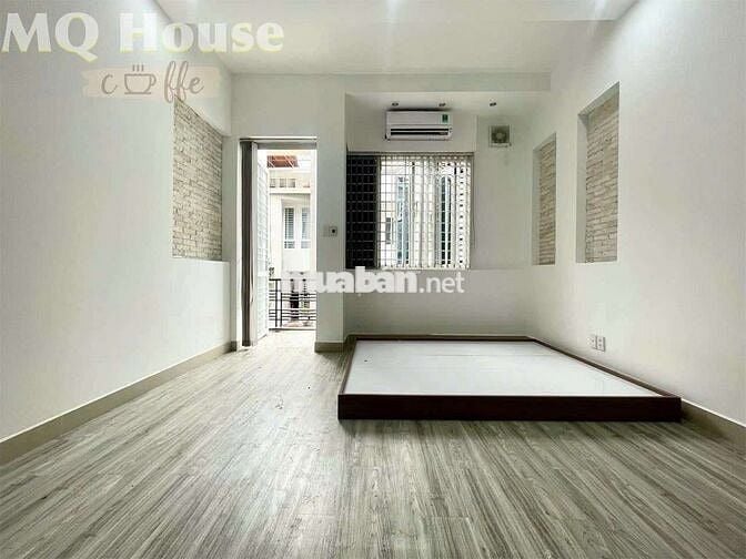 CHDV Studio Ban Công Full Nội Thất Ngay Khu Phan Xích Long