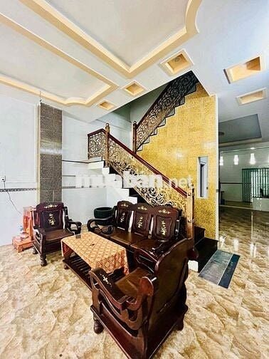 CHO THUÊ NHÀ 1 LẦU CÓ NỘI THẤT KDC HỒNG LOAN - ĐỐI DIỆN BẾN XE CT