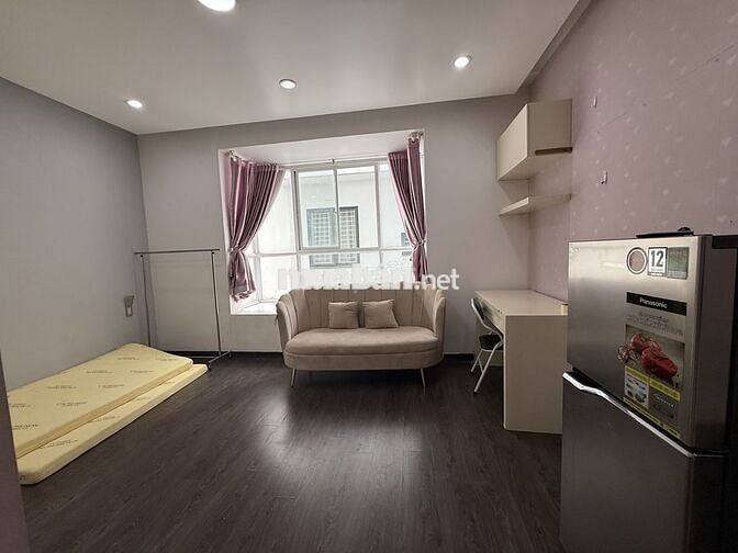 Đúng hình đúng giá Cửa sổ Full nội thất rộng mới thoáng