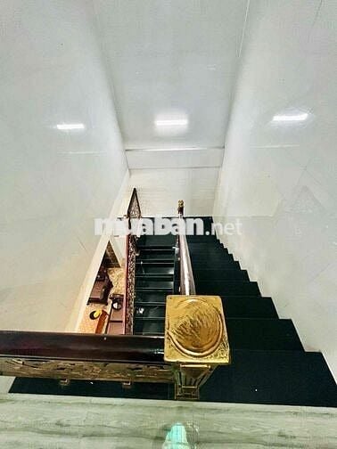 CHO THUÊ NHÀ 1 LẦU CÓ NỘI THẤT KDC HỒNG LOAN - ĐỐI DIỆN BẾN XE CT
