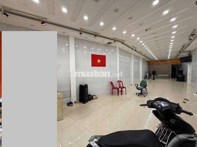 MT Âu Cơ đối diện Chợ HÒA KHÁNH