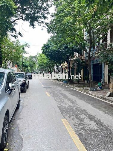 CĂN GÓC 3 ngủ tòa OCT1 Bắc Linh Đàm chỉ 6 tỷ full nội thất mới