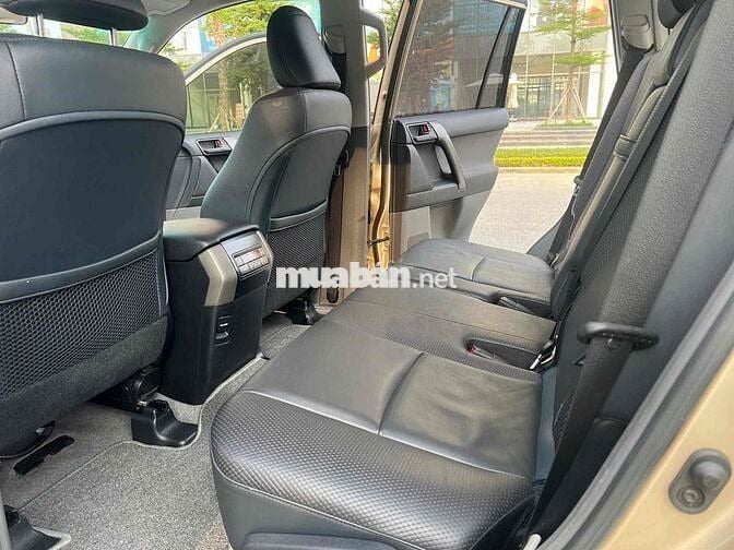 Toyota Prado TXL 2013 màu vàng cát 1 chủ siêu đẹp
