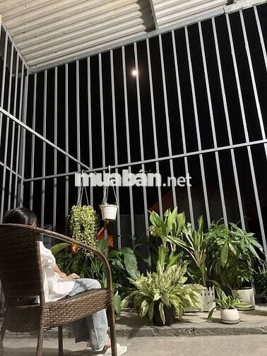 CHO THUÊ TẦNG 2 NHÀ MỚI XÂY CÂY SỐ 4 VĨNH THẠNH NHA TRANG S 85M2