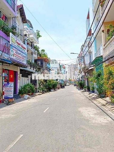 DÀNH CHO GIA ĐÌNH 4 THÀNH VIÊN, NHÀ 3 TẦNG, 3 PN, NHÀ BÈ, HẺM XE HƠI