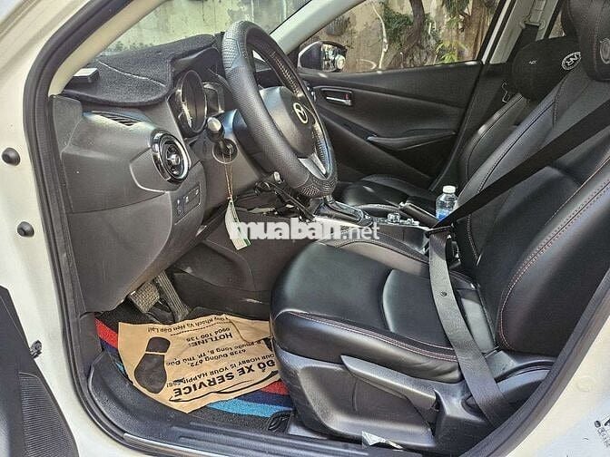 Mazda 2 2017  1.5 AT