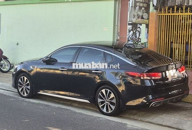 Kia Optima 2018 2.4 GT Line - 150000 km