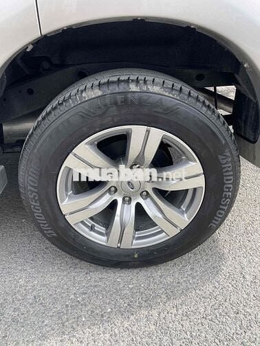 Ford Everest 2011 Limited 4x2 - 114000 km