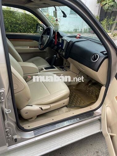 Ford Everest 2011 Limited 4x2 - 114000 km
