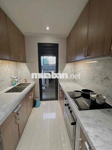 Cho Thuê Căn Hộ 1PN Cửa Sổ Trời Full Nội Thất Đường Lê Lai Quận 1