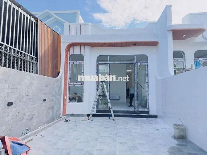 Cần bán căn cấp 4 gần hoàn thiện, sổ hồng riêng thổ cư