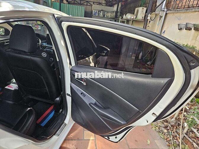 Mazda 2 2017  1.5 AT