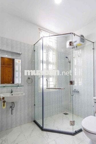 Căn Hộ Studio Ban Công Mới Siêu Đẹp Gần chợ Tiện qua Dịch Độc Lập Q1
