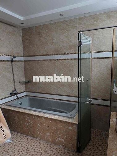 NHÀ 2 MẶT TIỀN ĐƯỜNG 16M CÓ LỀ 2 BÊN 2M GIÁP SÁT TRỤC ĐƯỜNG THỐNG NHÂT