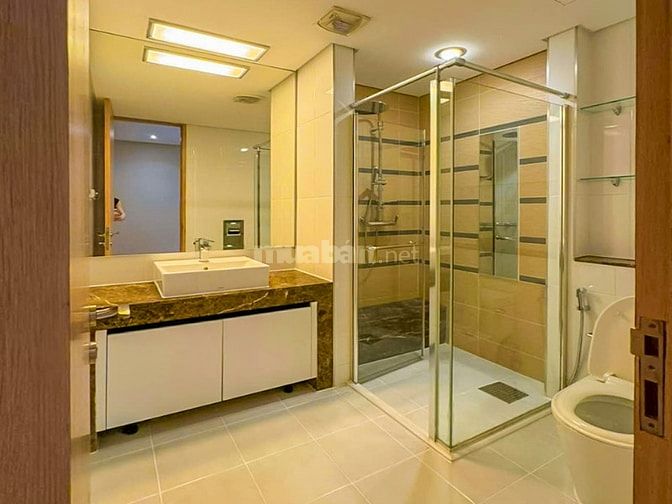 Căn hộ bán tại Xi Riverview Palace Thảo Điền gồm 3 phòng ngủ 145m2