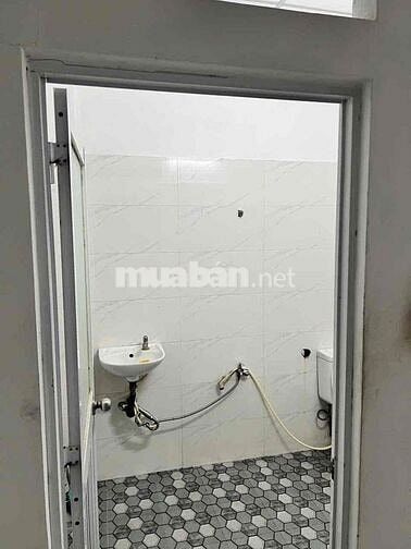 Cho thuê nhà nguyên căn mặt tiền đường thống nhất