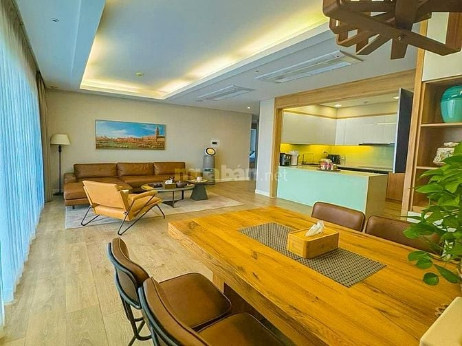 Căn hộ bán tại Xi Riverview Palace Thảo Điền gồm 3 phòng ngủ 145m2