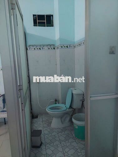 PHÒNG TRỌ CHO THUÊ THÁNG, CÓ MÁY LẠNH GIƯỜNG ĐẦY ĐỦ