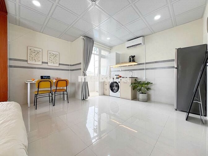 🏡 STUDIO BAN CÔNG LỚN – MÁY GIẶT RIÊNG –CỰC RỘNG 40M² – ĐẶNG THÙY TRÂM