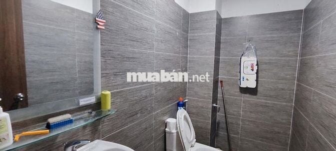 Bán gấp 2 CH N03 Trần Quý Kiên, 154m2, 2N,2WC, giá 12.25 tỷ