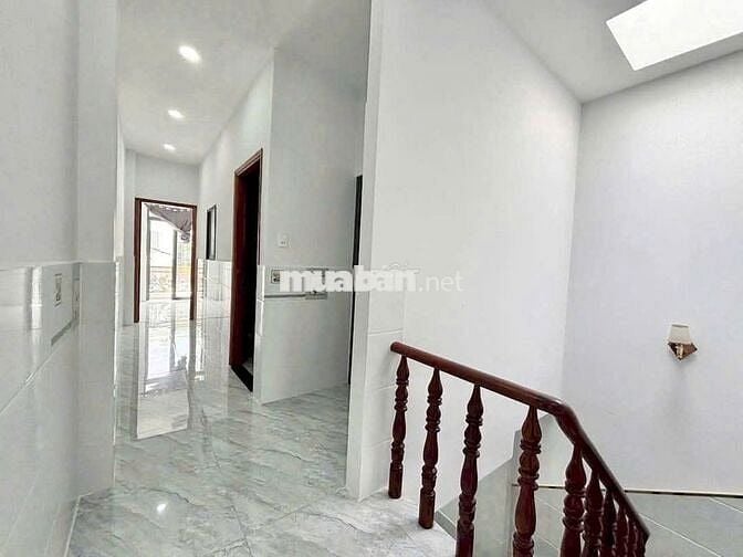🏡 Nhà NC Hẻm Rộng Nguyễn Thái Bình_5x18m_trệt 3 Lầu_Nhà Mới_Giếng Trời