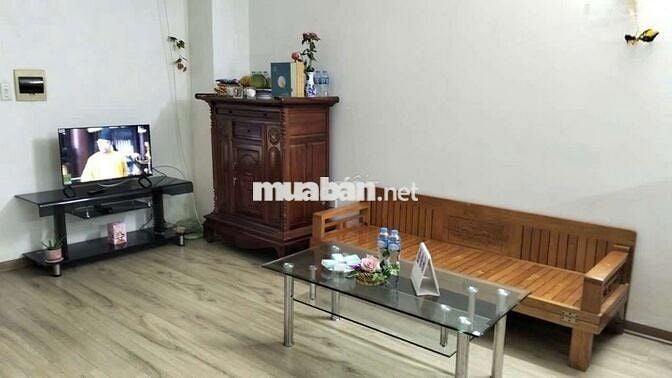 Bán căn hộ 2 ngủ khu đô thị Việt Hưng–Không gian xanh– Giá hơn 4 tỷ!