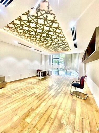 Cho thuê nhà 134E Lê Quang Định- nhà mới, DT lớn, vị trí trung tâm