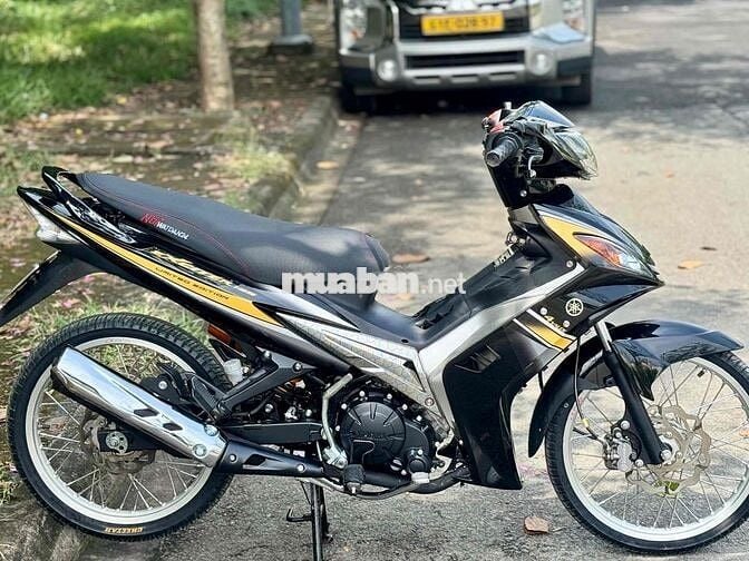 ex 135 up 2010 62sph pô êm đít zin 9c sơn xi new