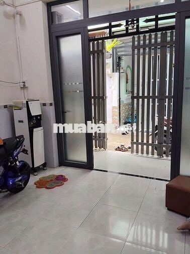 Bán căn nhà sổ hồng riêng gần chợ Thới Tứ Hóc Môn