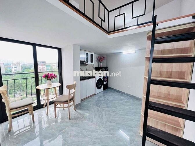 CHDV đối diện FPT - Ô Tô đỗ trước nhà - 2 mặt tiền 15P khép kín