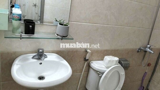 Bán căn hộ 2 ngủ khu đô thị Việt Hưng–Không gian xanh– Giá hơn 4 tỷ!