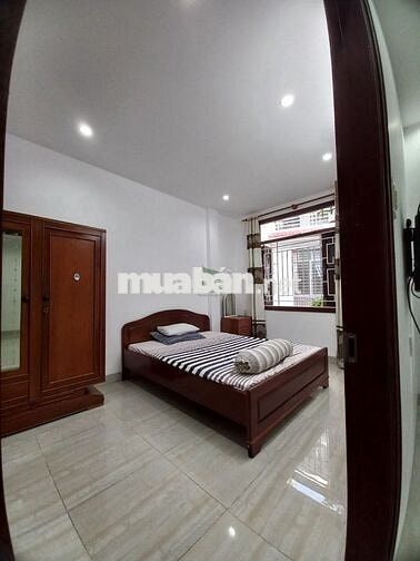 CHO THUÊ NHÀ 4 PHÒNG NGỦ GIÁ 14 TRIỆU KHU PHỐ TÂY