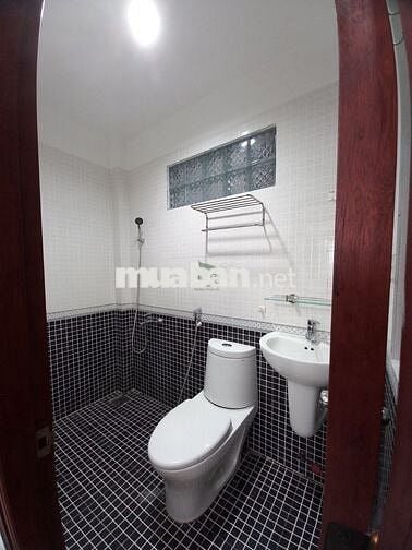 CHO THUÊ NHÀ 4 PHÒNG NGỦ GIÁ 14 TRIỆU KHU PHỐ TÂY