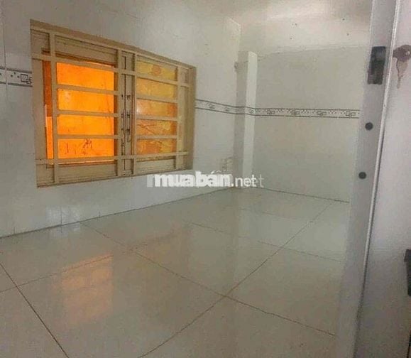 nhà cho thuê nguyên căn 1 trệt 1 lầu giá 6tr/th