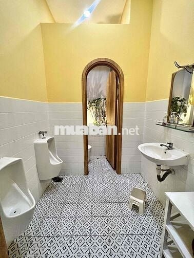 CHO THUÊ MẶT BẰNG SIÊU RỘNG ĐẸP 210M2 KHU PHỐ HÀN GIÁ 90 TRIỆU