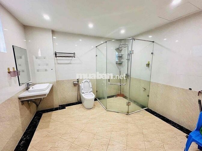 Siêu Phẩm Lô Góc - Ô Tô Đỗ Cửa - 2 Mặt Thoáng - Đầy Đủ Nội Thất
