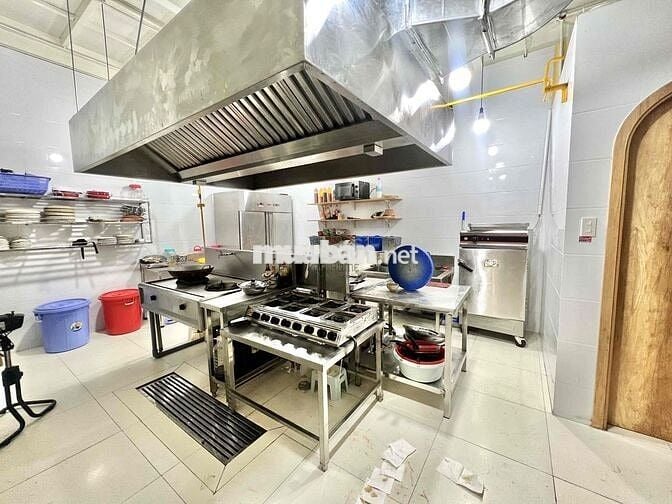 CHO THUÊ MẶT BẰNG SIÊU RỘNG ĐẸP 210M2 KHU PHỐ HÀN GIÁ 90 TRIỆU