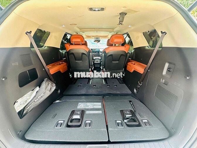 Kia Carnival 2022 Signature 2.2D - 14000 km