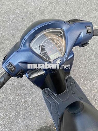 Honda Vision xanh nhám 2021!! chạy lướt 1 chủ