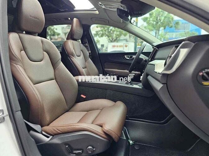 Volvo XC60 2020 T6 AWD Inscription - 50000 km