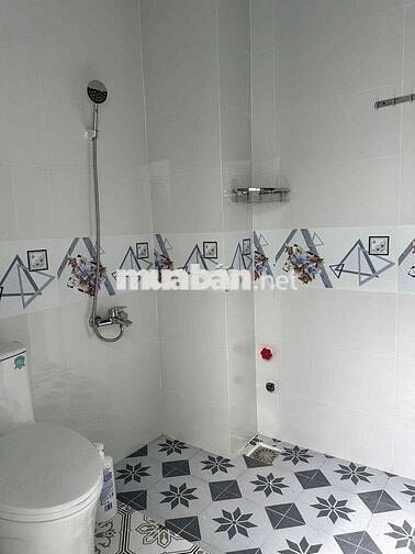 CHO THUÊ NHÀ TRỆT LẦU MỚI 100% MẶT TIỀN HẺM LIÊN TỔ 3-4 NGUYỄN VĂN CỪ