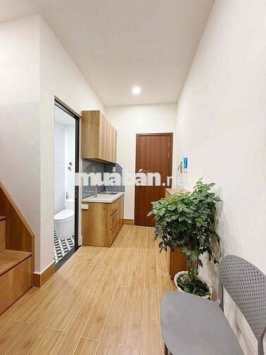CHO THUÊ CHDV CAO CẤP BALCONY SIÊU THOÁNG NGAY CÔNG VIÊN LÊ THỊ RIÊNG