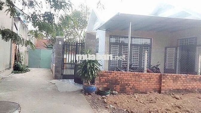 Đất chính chủ gia đình kẹt vốn bán gấp