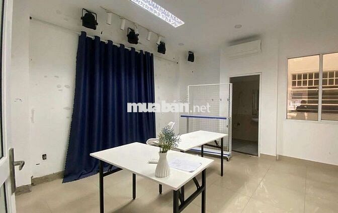 Cho thuê nhà hxh Cộng Hòa, p13, dt. 5x20m 6 lầu. 14pn máy lạnh