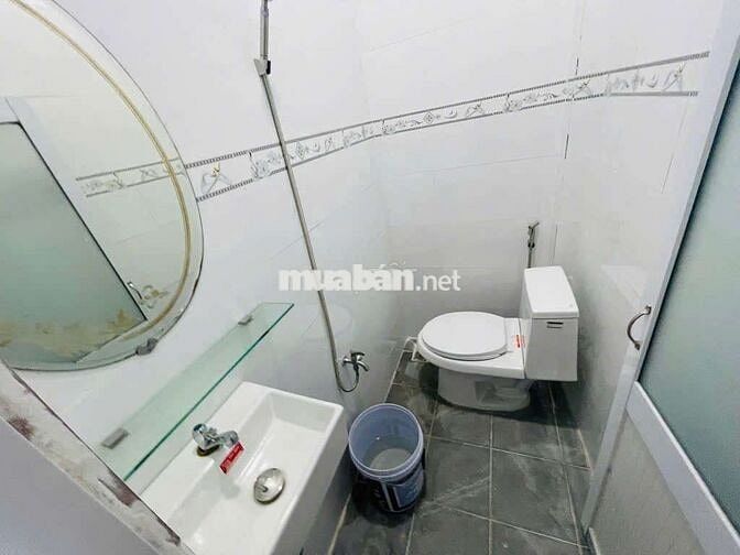 NHÀ 3 TẦNG ĐẸP —THẠCH LAM PHƯỜNG HIỆP TÂN   (4,2m x 4m)