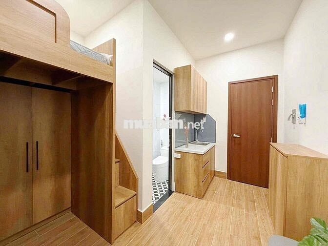 CHO THUÊ CHDV CAO CẤP BALCONY SIÊU THOÁNG NGAY CÔNG VIÊN LÊ THỊ RIÊNG