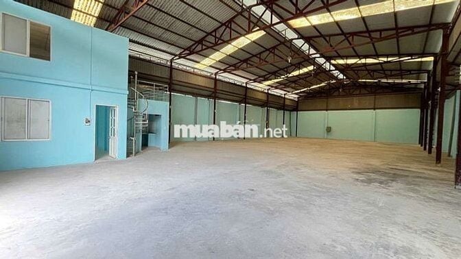 CHO THUÊ XƯỞNG GẦN NGÃ TƯ BÌNH PHƯỚC DIỆN TÍCH  560m2 giá thuê 33tr