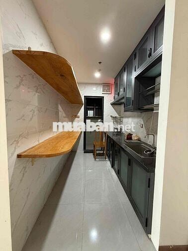 CHO THUÊ CĂN HỘ 2PN2WC Ở KHU CĂN HỘ CAO CẤP, CÁCH Q.1 CHỈ 5' ĐI XE