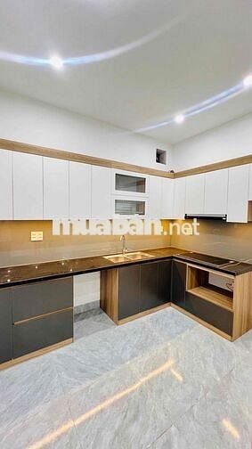 GẦN PHỐ, FULL NỘI THẤT, 2 THOÁNG Tam Trinh 35m2 4T giá 7x tỷ Hoàng Mai