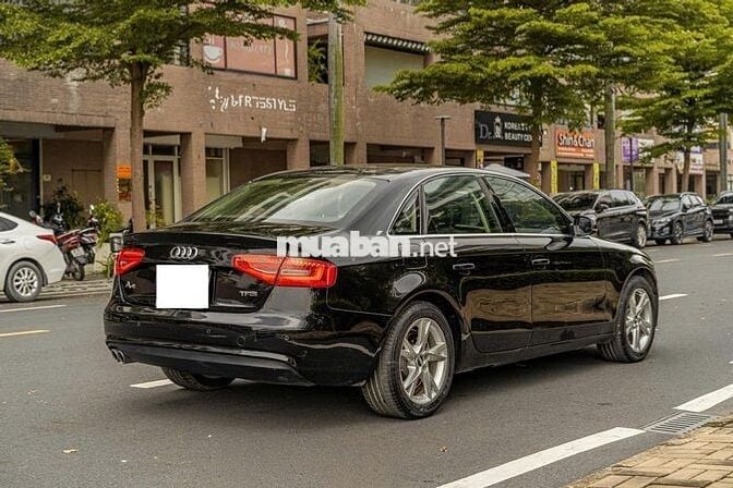 Bán lại siêu phẩm Sedan Audi A4 FL model 2015